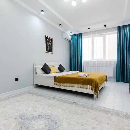 1Ком Рядом С Метро Сайран И Адк Apartment Almaty Exterior photo