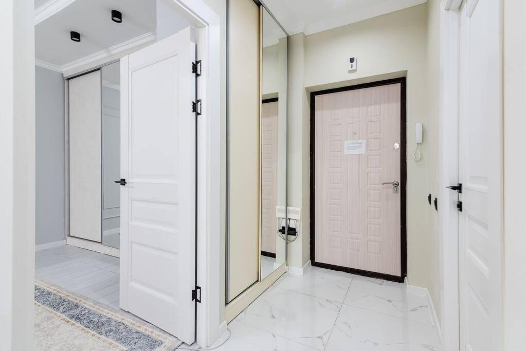 Apartment 1ком рядом с метро сайран и адк